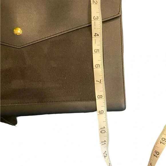 Glass Ladder & Co Black Portfolio - Picture 3 of 5